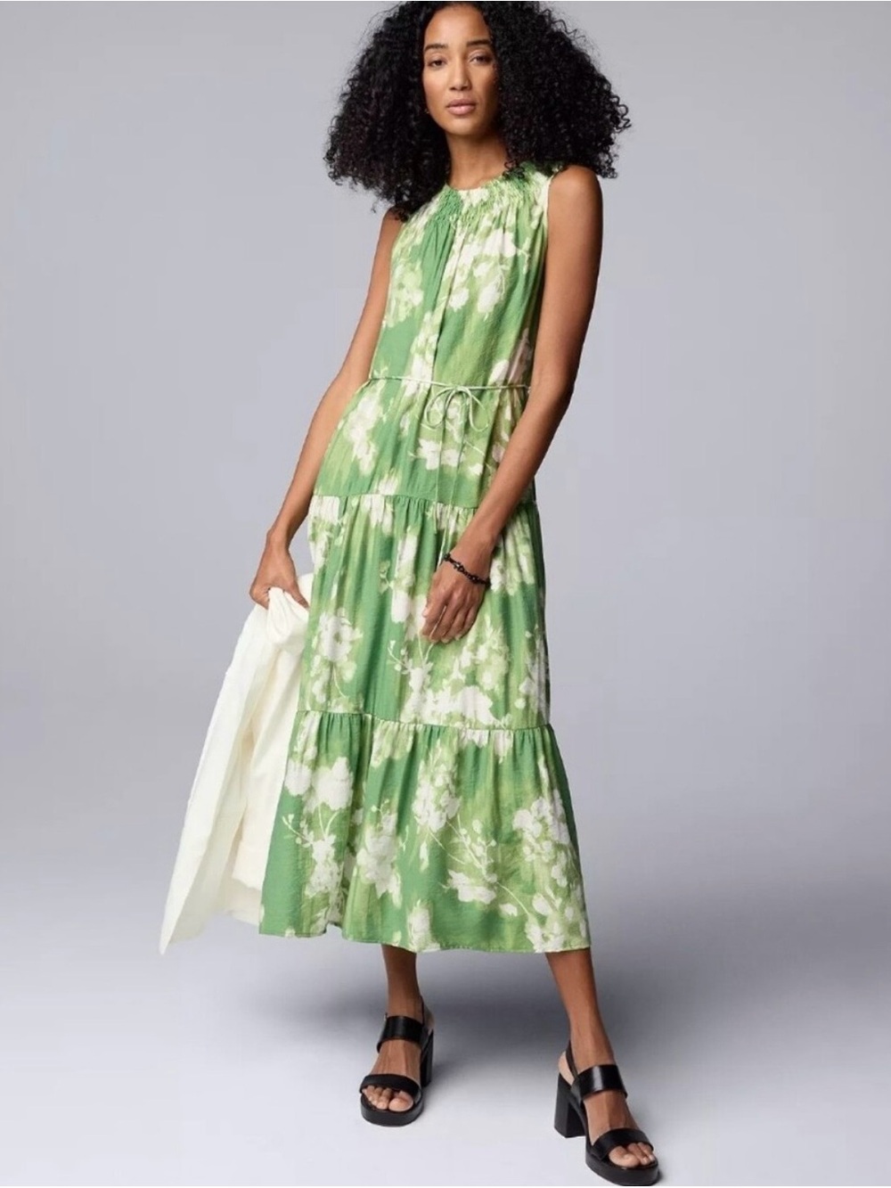 Simply Vera Wang Green Floral Tiered Maxi Dress Smocked Neck Boho Cottagecore M